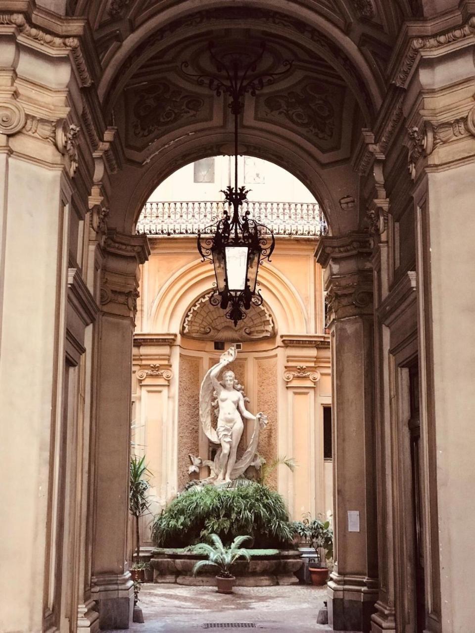 Kambal Luxury Suites Rome Exterior photo